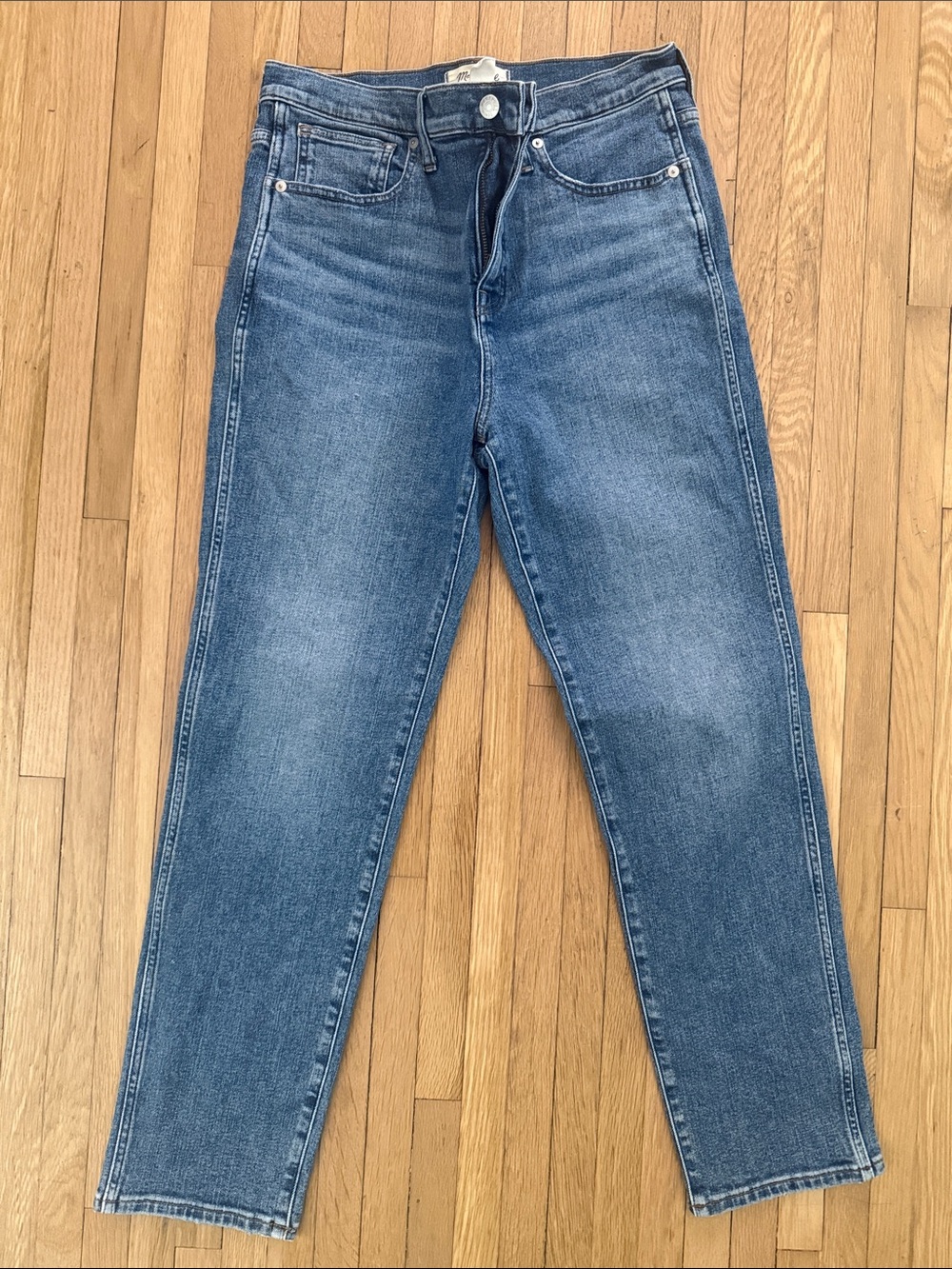 Madewell Stovepipe Straight Jeans in Medium Blue